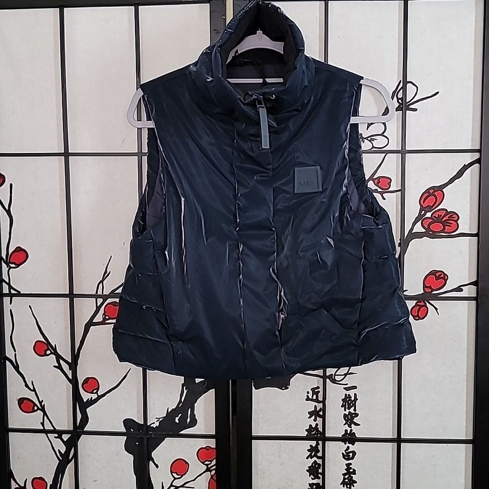 Rains Loop W Vest In Ink - Picture 2 of 8